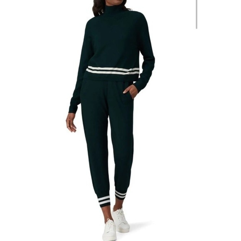 LNDR
Dark Green Arctic Turtleneck
$248 original retail